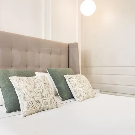 Superior In The Historic Center By Rems * Malaga